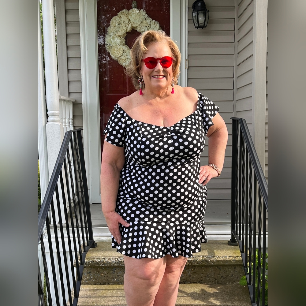 NEW NWOT CurvySense Plus Size Amika Polka Dot Black Dress Size 4XL - Picture 6 of 7
